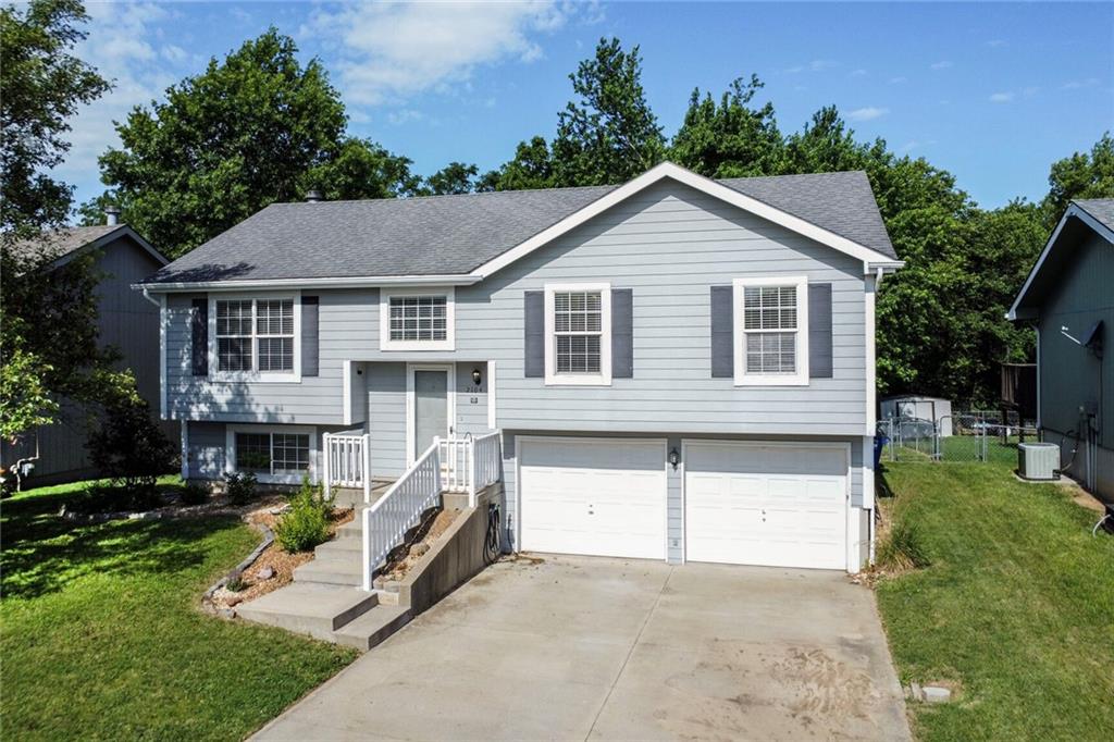 Listing Photo MLS #HMS2558317
