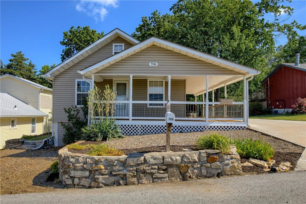Listing Photo MLS #HMS2558338