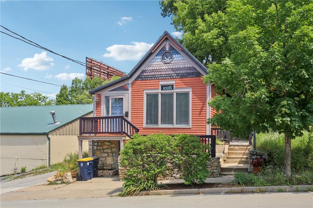 Listing Photo MLS #HMS2558351
