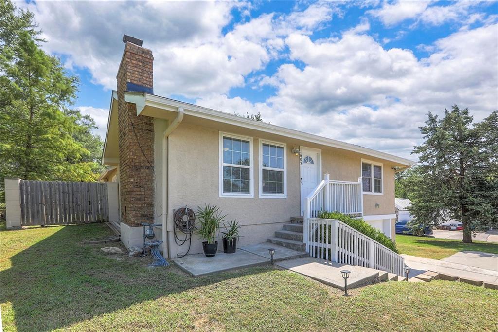 Listing Photo MLS #HMS2558357