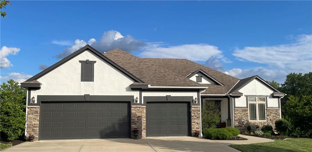 Listing Photo MLS #HMS2558387