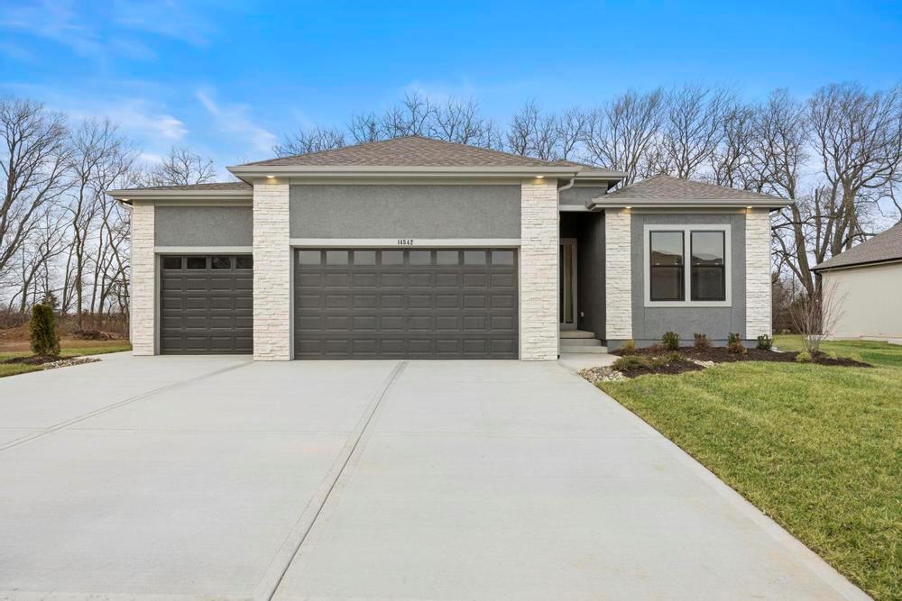 Listing Photo MLS #HMS2558507