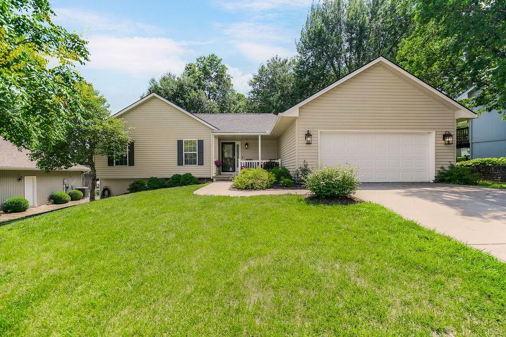 Listing Photo MLS #HMS2558546