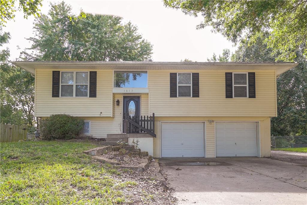 Listing Photo MLS #HMS2558654