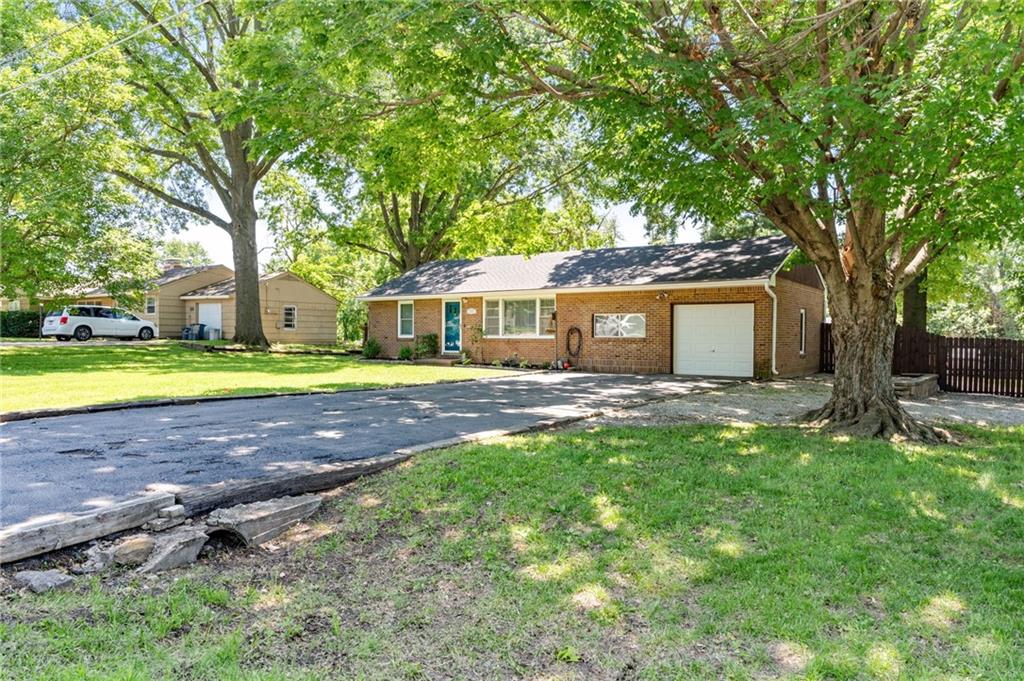 Listing Photo MLS #HMS2558683