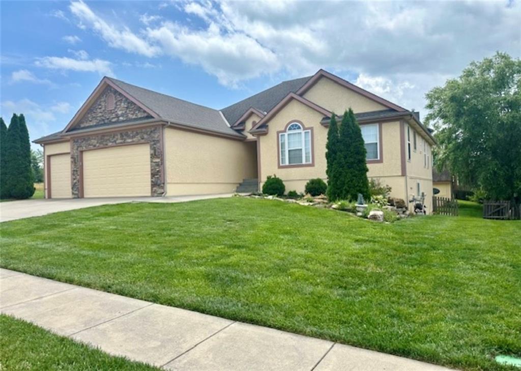 Listing Photo MLS #HMS2558704
