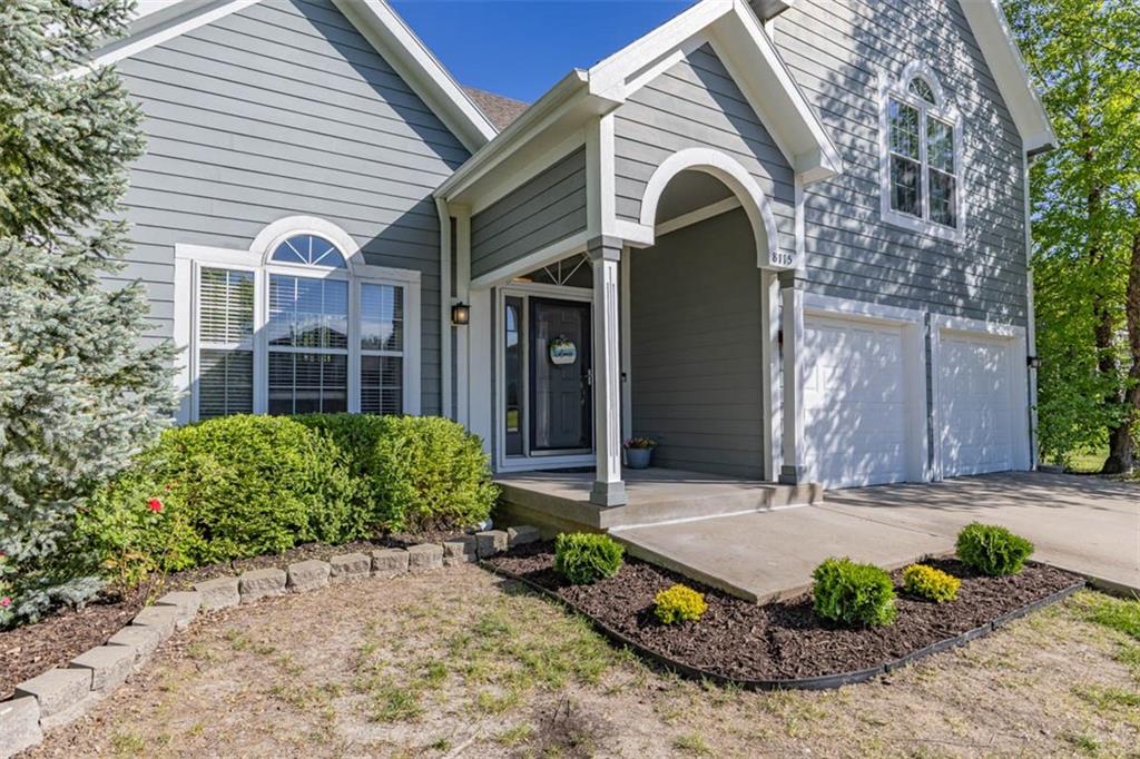 Listing Photo MLS #HMS2558751