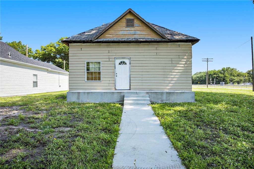 Listing Photo MLS #HMS2558773