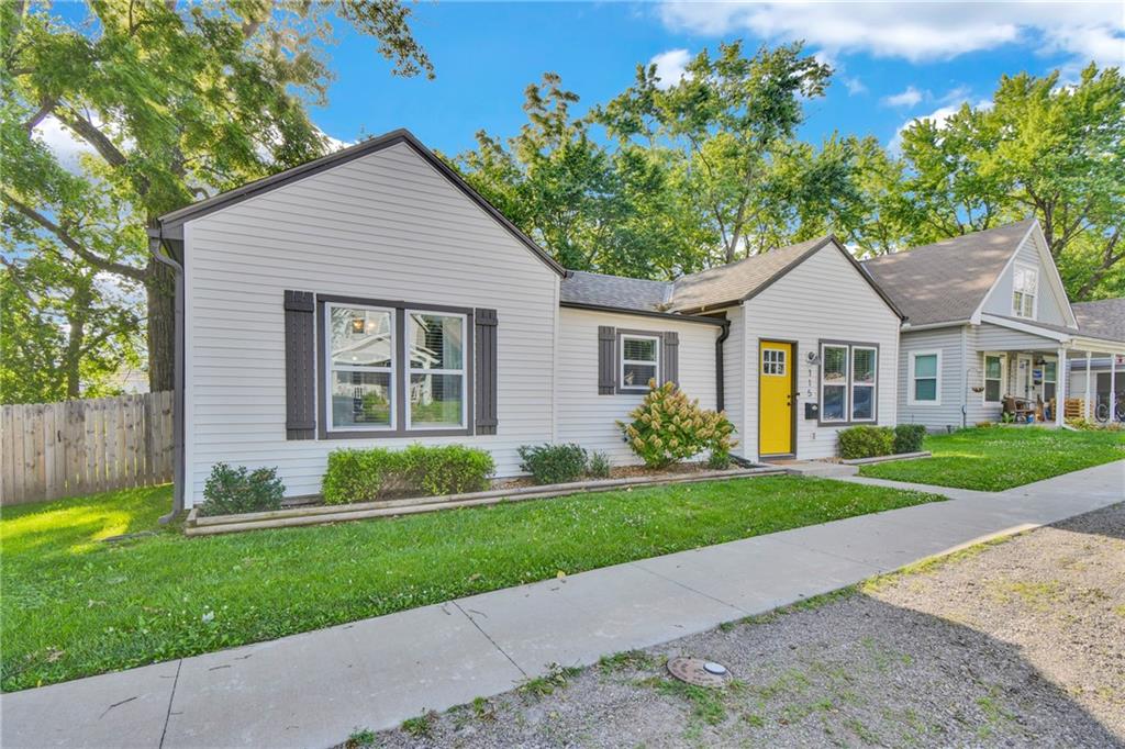 Listing Photo MLS #HMS2558781