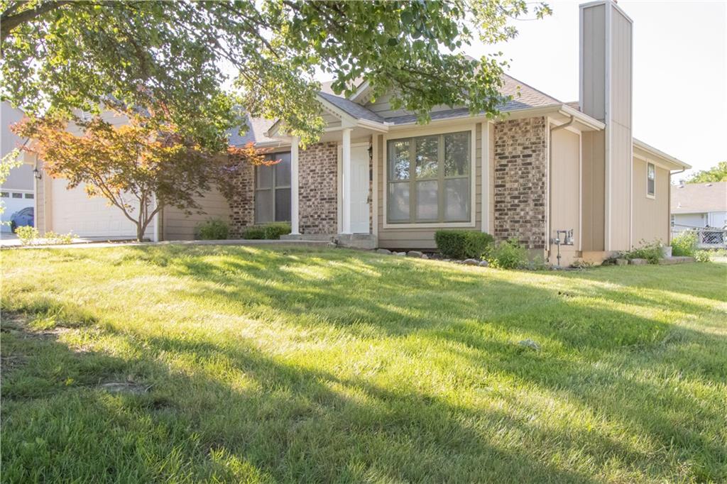Listing Photo MLS #HMS2558803