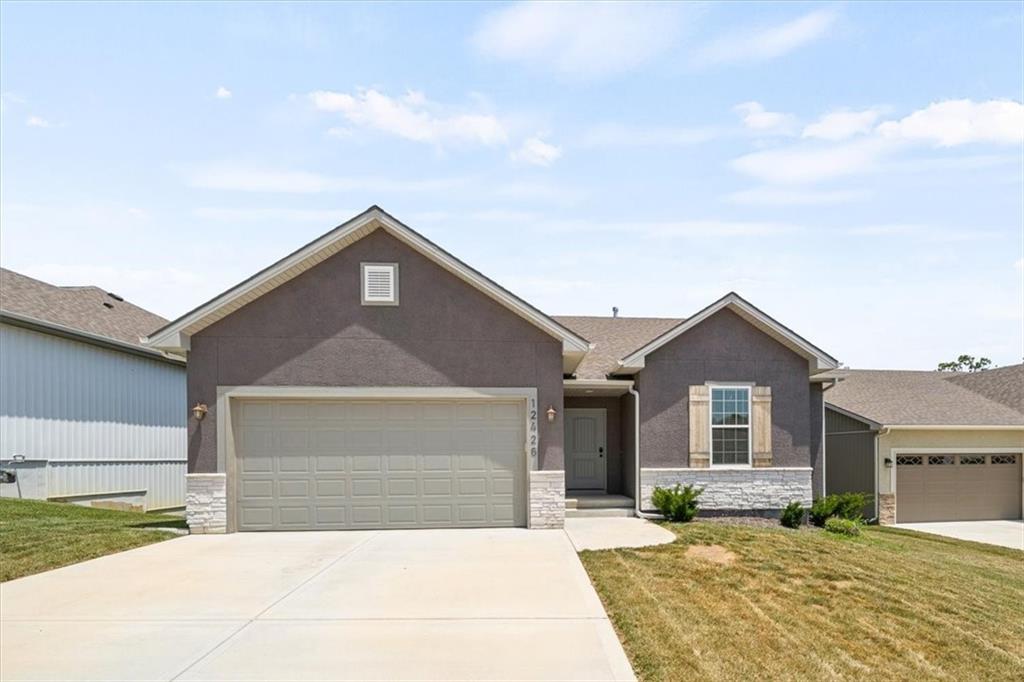 Listing Photo MLS #HMS2558902