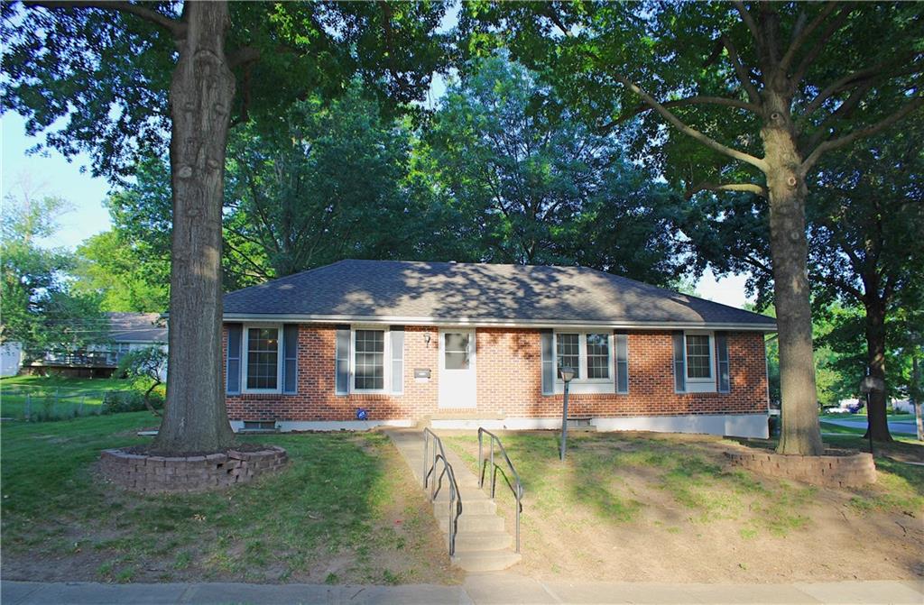 Listing Photo MLS #HMS2558910