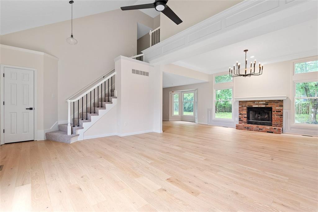 Listing Photo MLS #HMS2558936