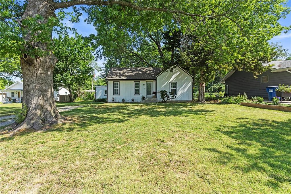 Listing Photo MLS #HMS2558952