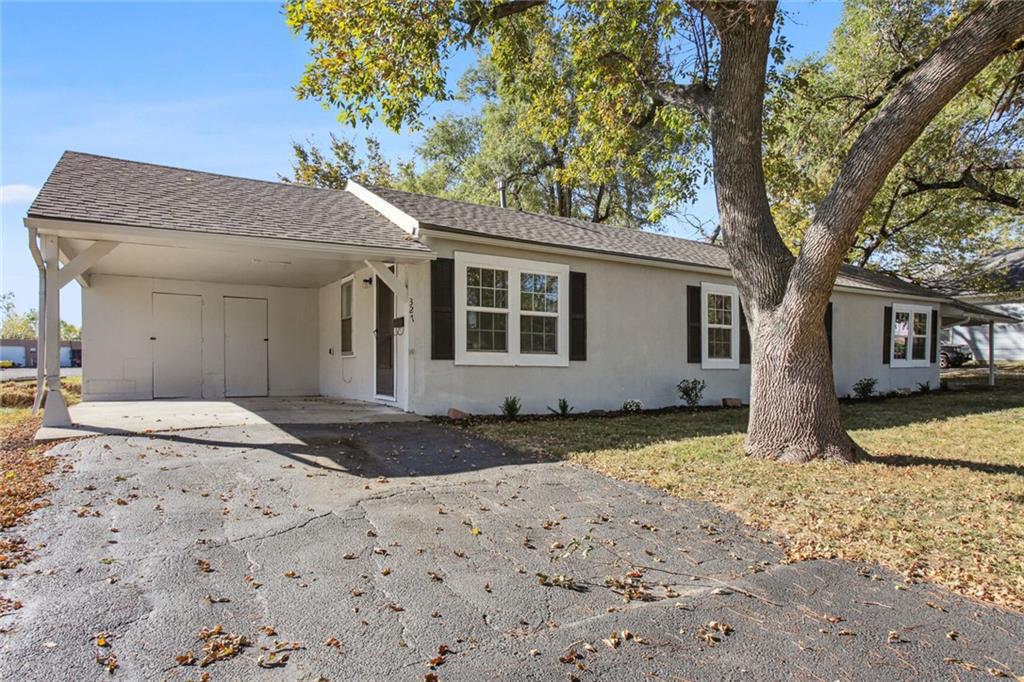 Listing Photo MLS #HMS2558953