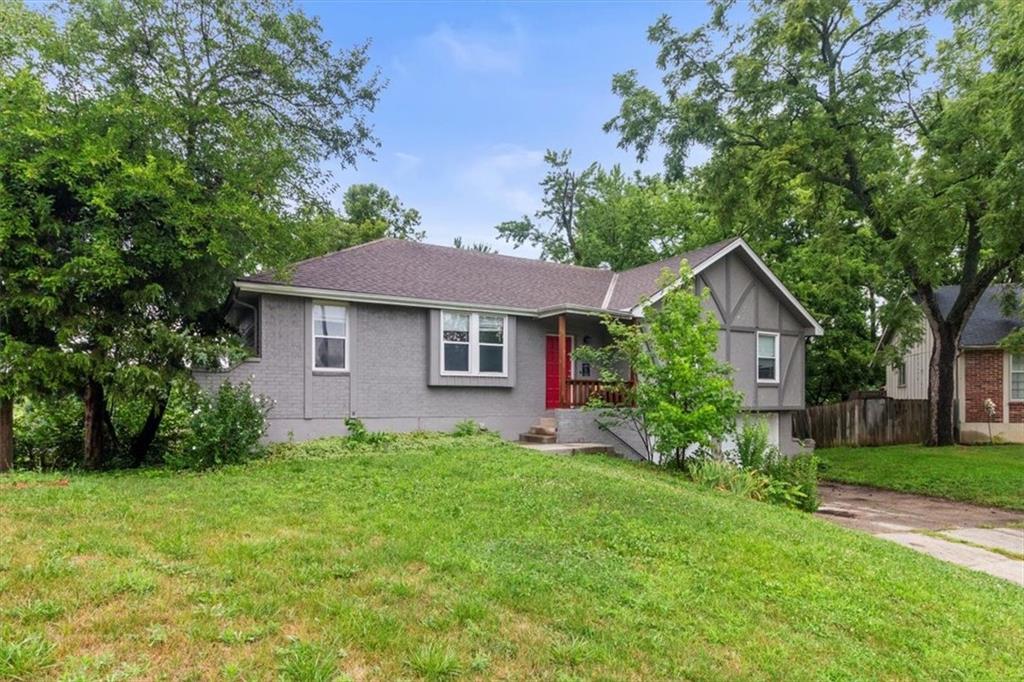 Listing Photo MLS #HMS2559030