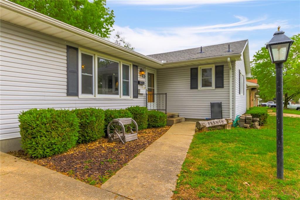 Listing Photo MLS #HMS2559044
