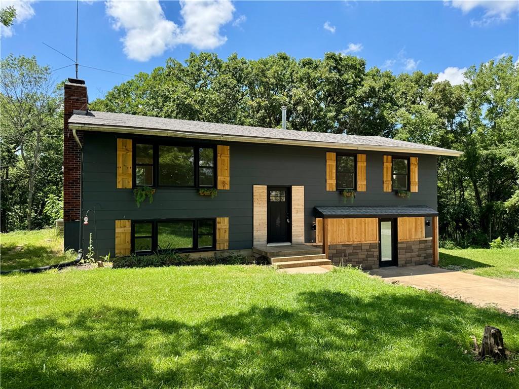 Listing Photo MLS #HMS2559060