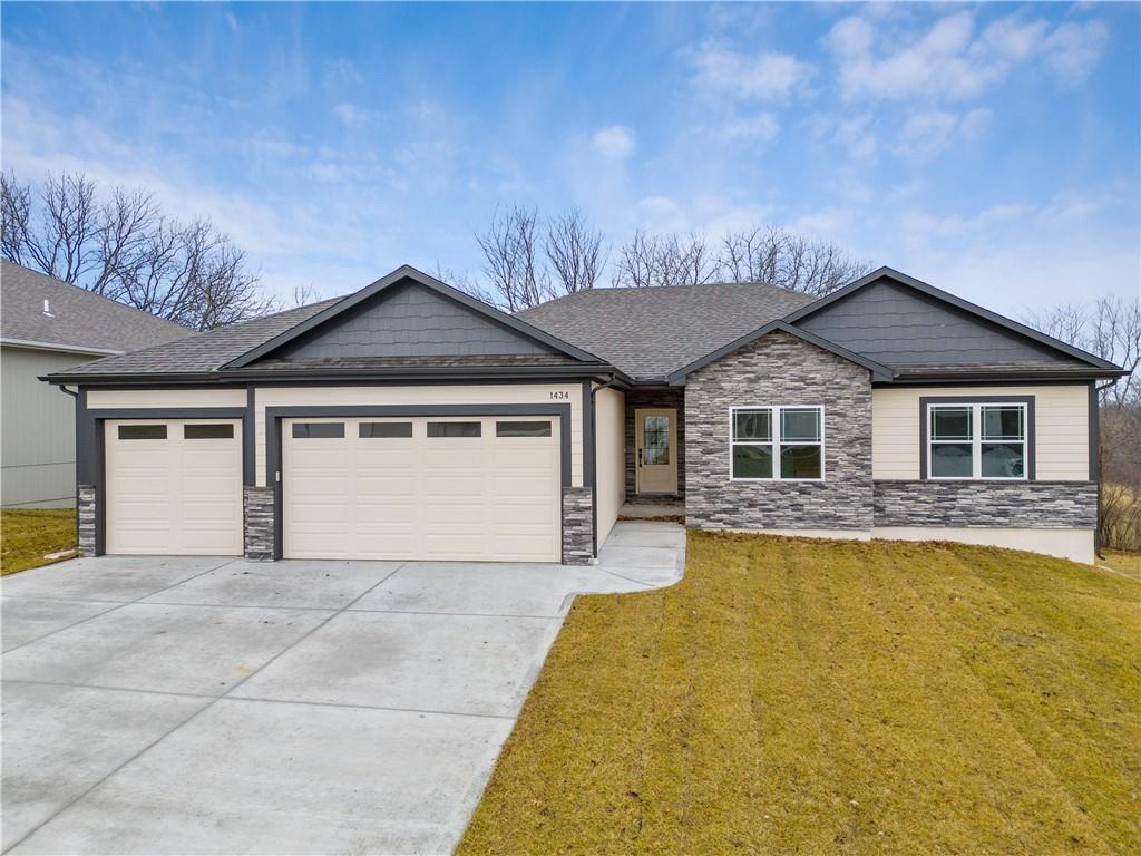 Listing Photo MLS #HMS2559071
