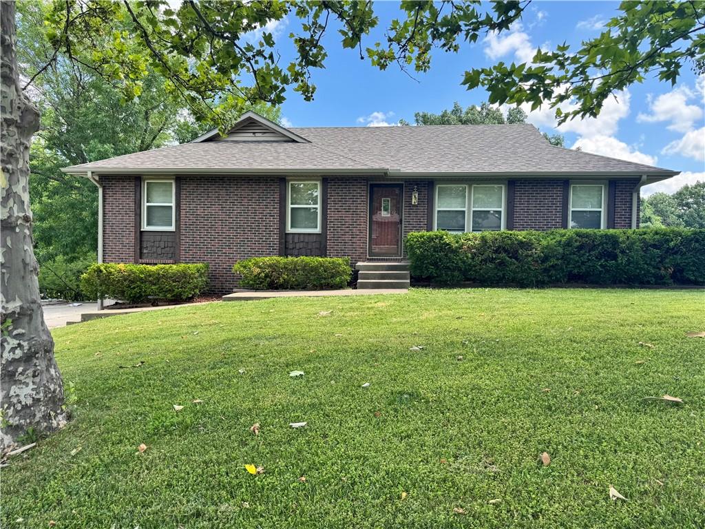 Listing Photo MLS #HMS2559072