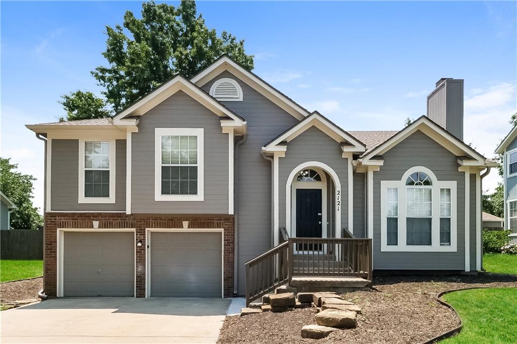 Listing Photo MLS #HMS2559105