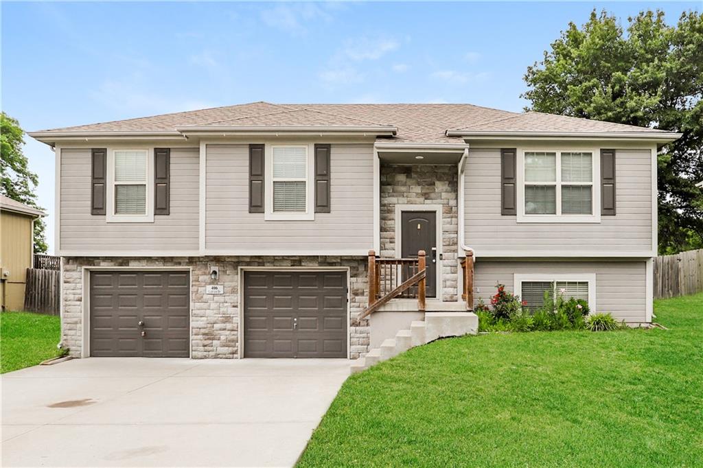 Listing Photo MLS #HMS2559124