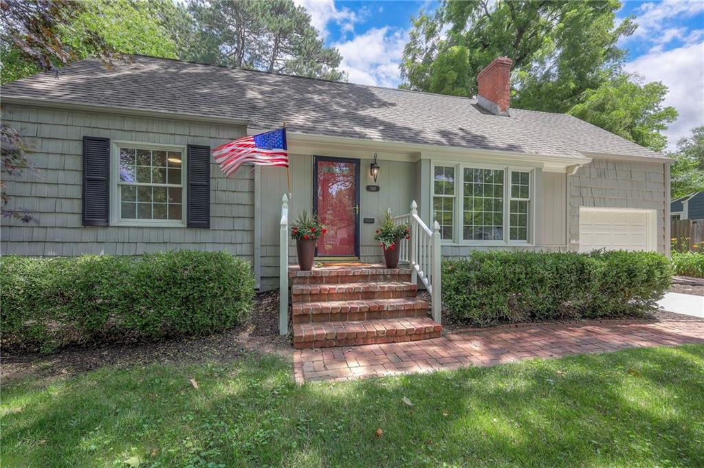 Listing Photo MLS #HMS2559139
