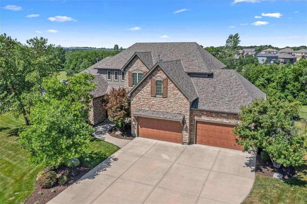 Listing Photo MLS #HMS2559141