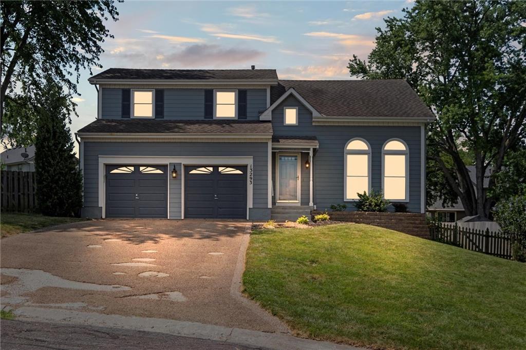 Listing Photo MLS #HMS2559184