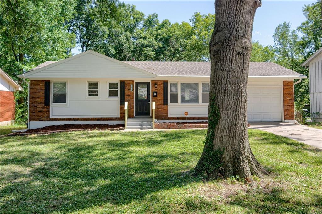 Listing Photo MLS #HMS2559243
