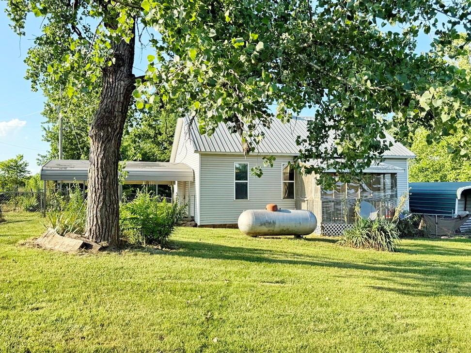Listing Photo MLS #HMS2559276
