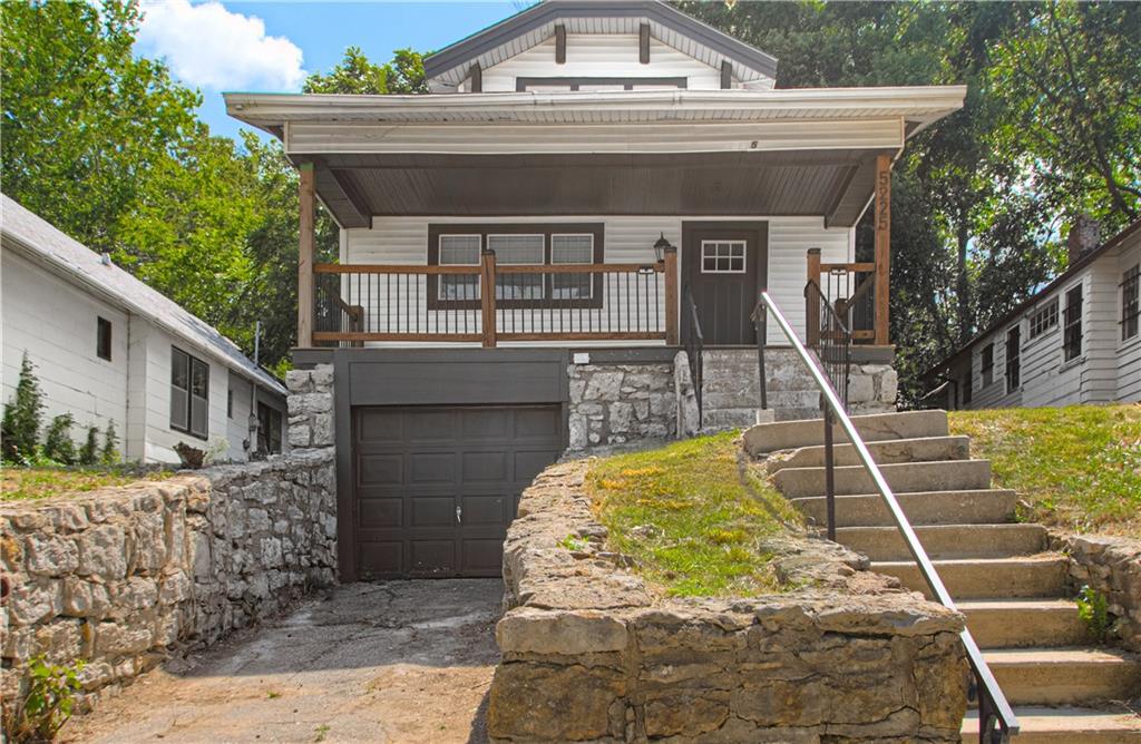 Listing Photo MLS #HMS2559344