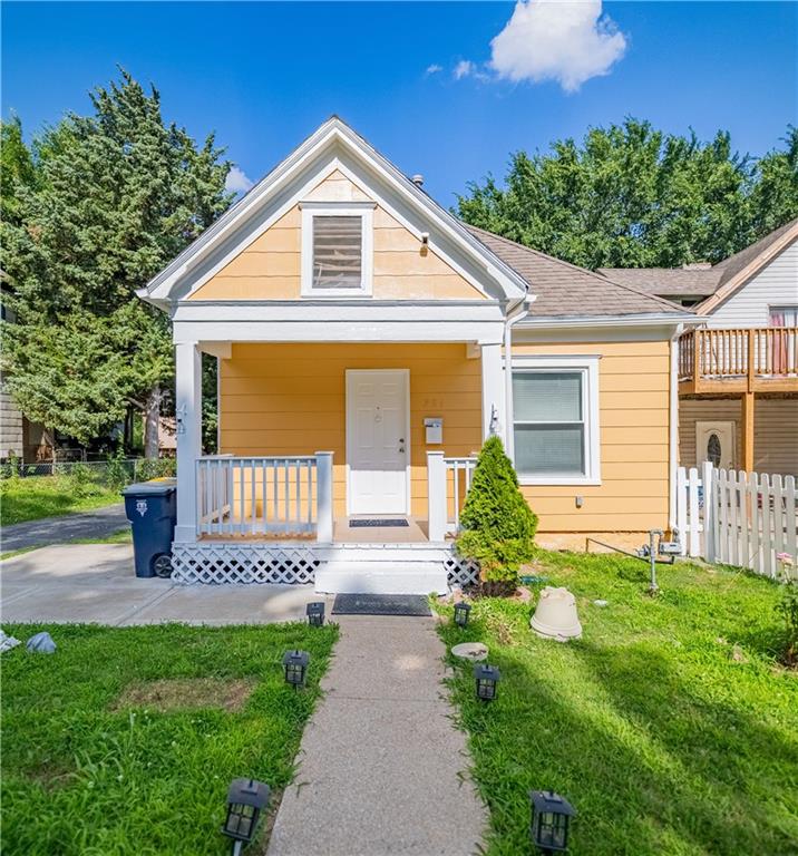 Listing Photo MLS #HMS2559505