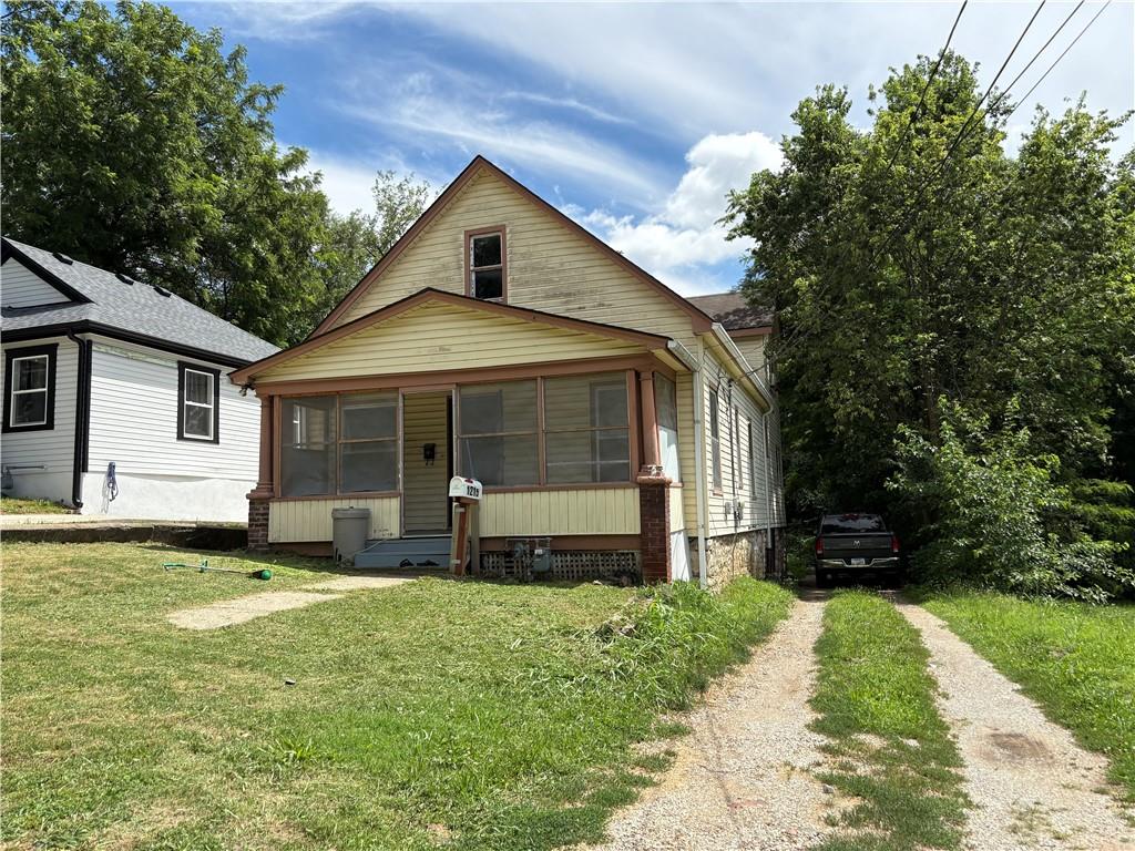 Listing Photo MLS #HMS2559511