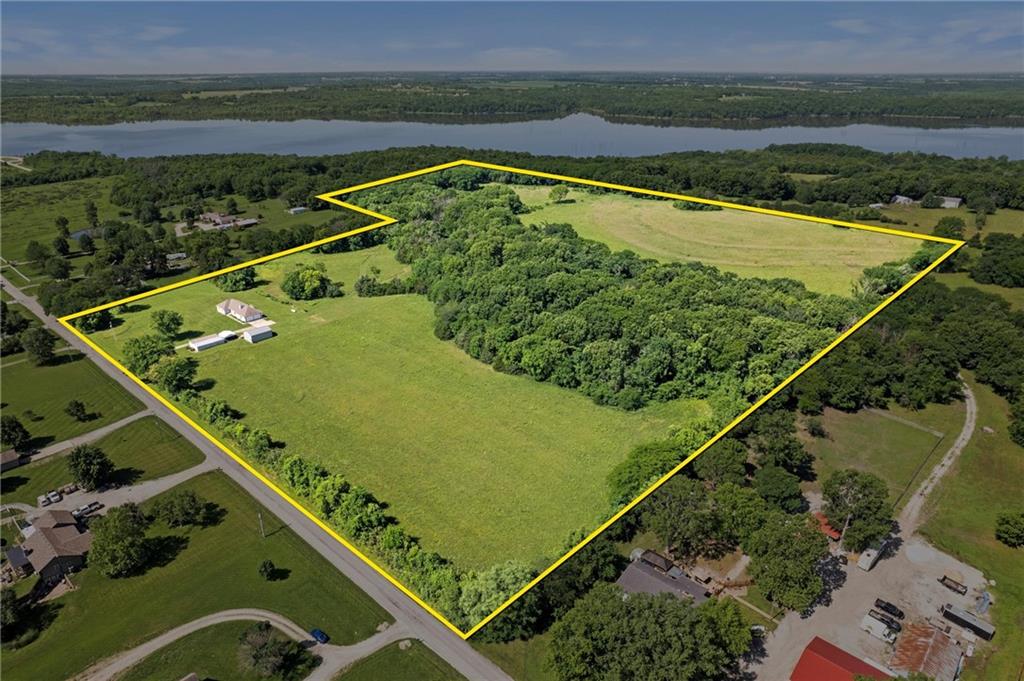 Listing Photo MLS #HMS2559628