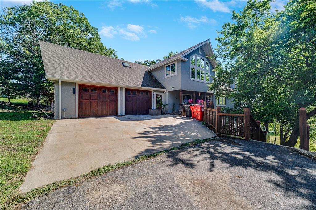 Listing Photo MLS #HMS2559803