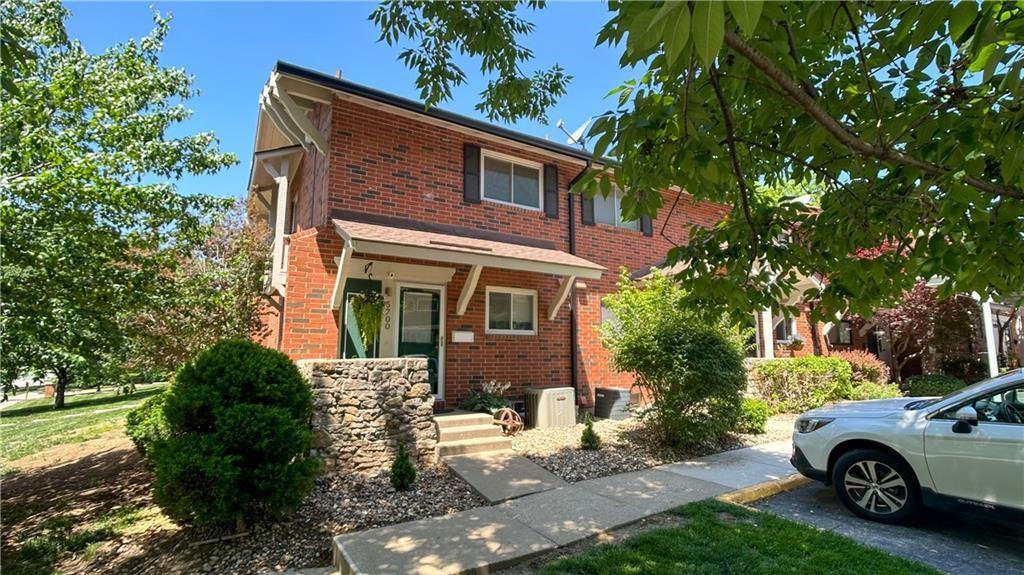 Listing Photo MLS #HMS2559907