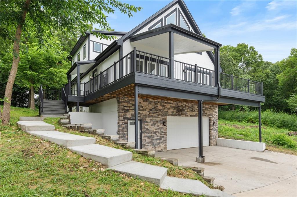 Listing Photo MLS #HMS2560256