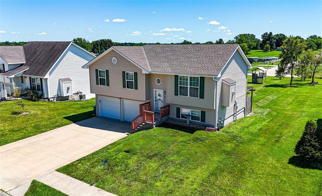 Listing Photo MLS #HMS2561505