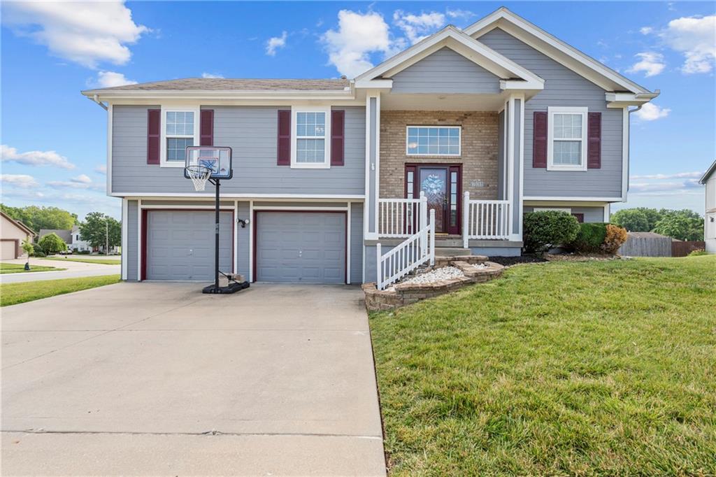 Listing Photo MLS #HMS2561591