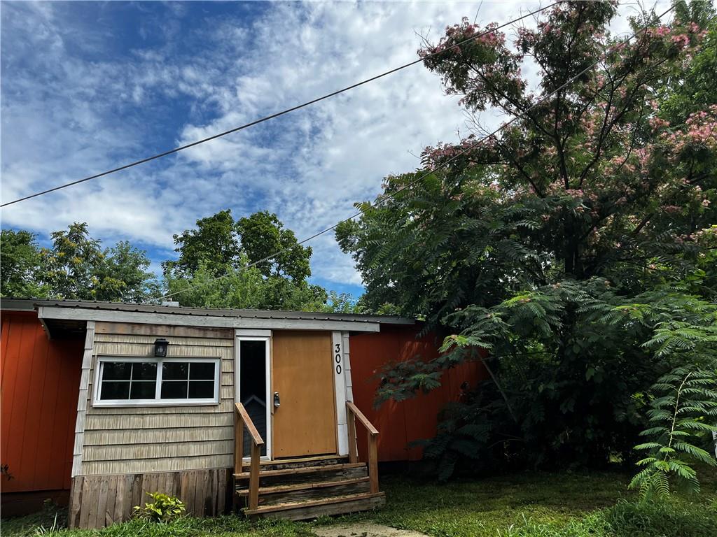 Listing Photo MLS #HMS2561687