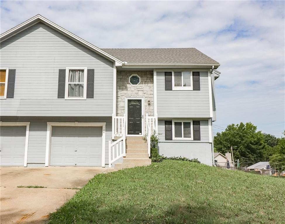 Listing Photo MLS #HMS2561943