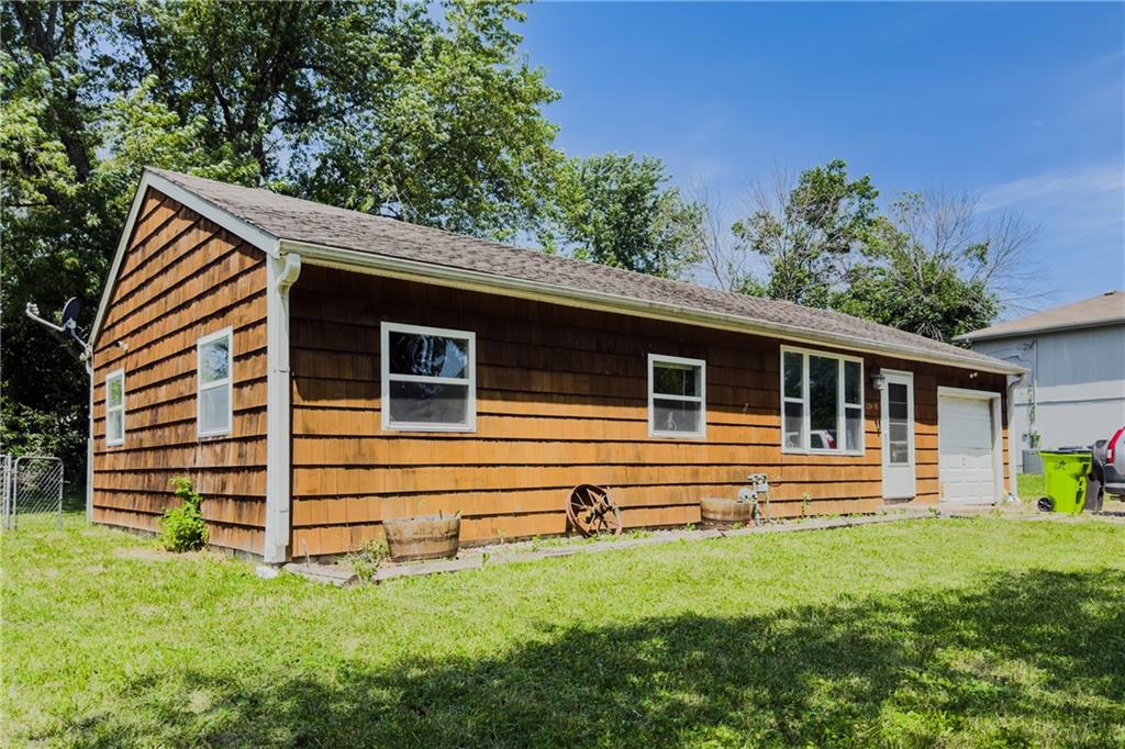 Listing Photo MLS #HMS2561972