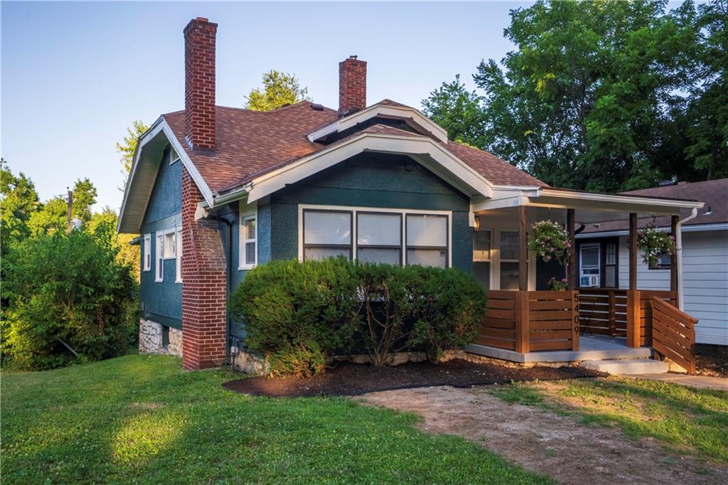 Listing Photo MLS #HMS2562041