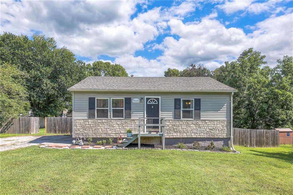 Listing Photo MLS #HMS2562688