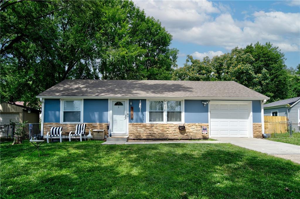 Listing Photo MLS #HMS2562848