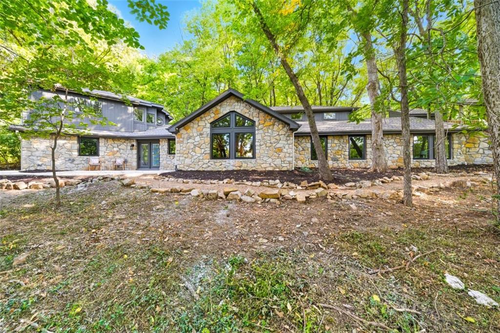 Listing Photo MLS #HMS2563086