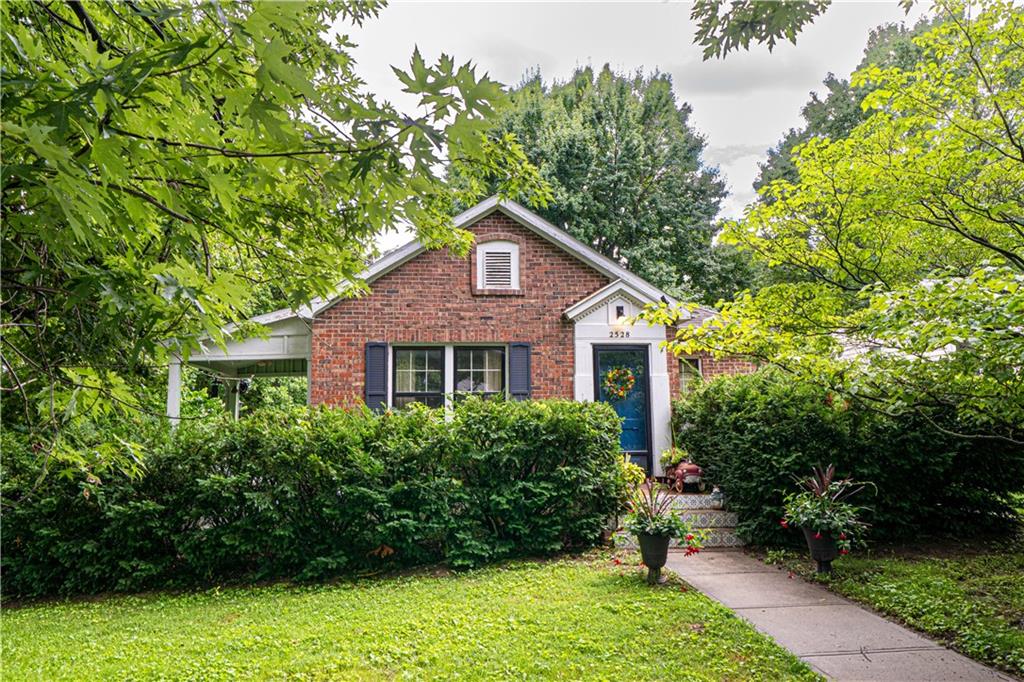 Listing Photo MLS #HMS2563756