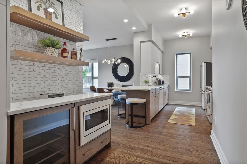 Listing Photo MLS #HMS2563783