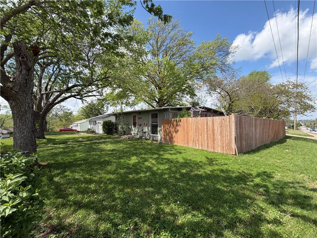 Listing Photo MLS #HMS2563885